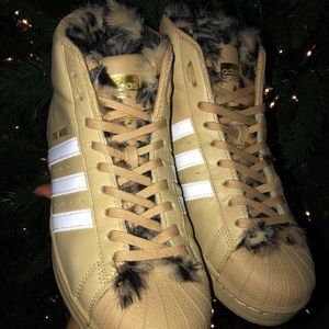 A BLIZZY CUSTOM Cheetah High Top Adidas Superstars